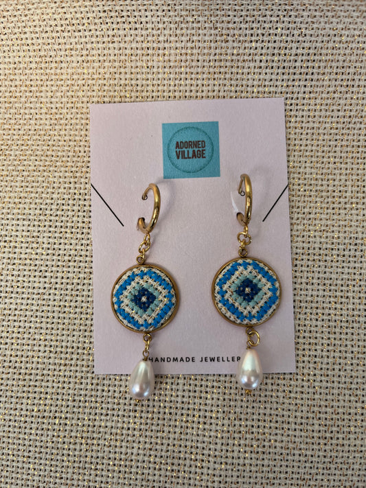 Hand embroidered cross stitch earrings - Mati.